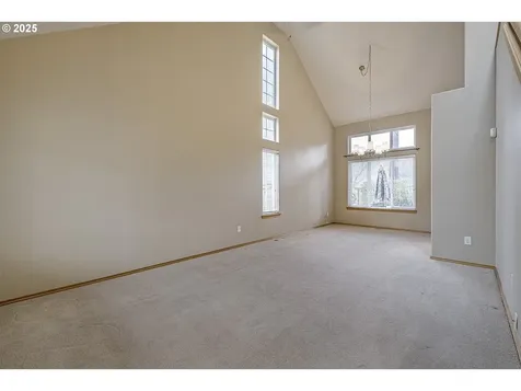 574 SE 57th Avenue Hillsboro OR 97123
