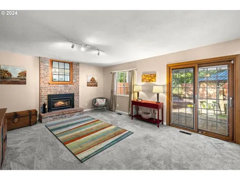 10883 Sw Chateau Lane Portland OR 97224