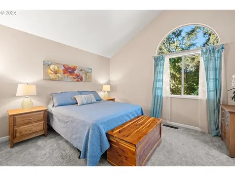 10883 Sw Chateau Lane Portland OR 97224