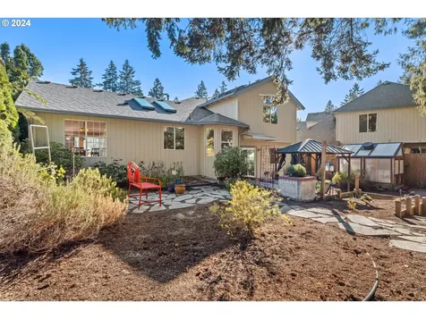 10883 Sw Chateau Lane Portland OR 97224