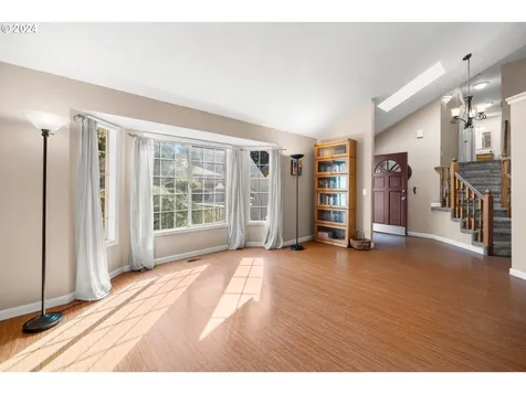 10883 Sw Chateau Lane Portland OR 97224