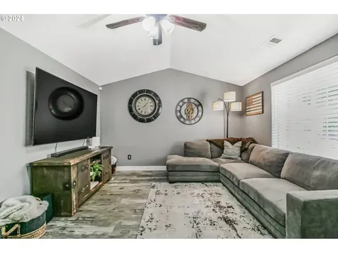 3029 Ash Street Forest Grove OR 97116