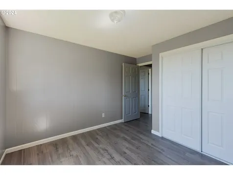 3745 Columbia Heights Road Longview WA 98632