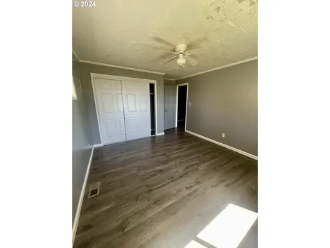 3745 Columbia Heights Road Longview WA 98632