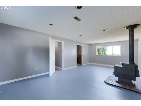 3745 Columbia Heights Road Longview WA 98632