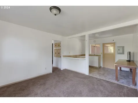 3745 Columbia Heights Road Longview WA 98632