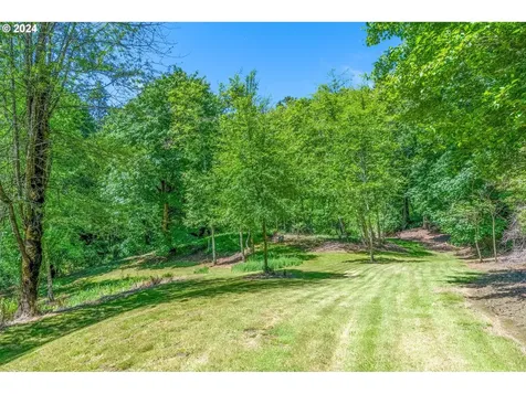 3745 Columbia Heights Road Longview WA 98632