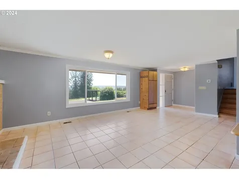 3745 Columbia Heights Road Longview WA 98632