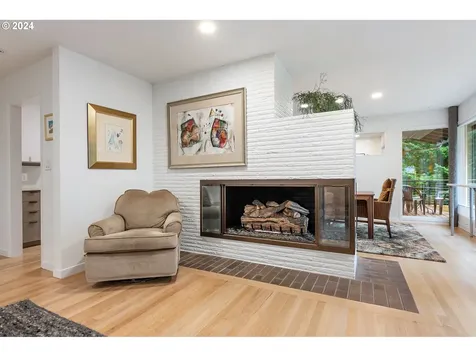 718 NW Greenleaf Road Portland OR 97229