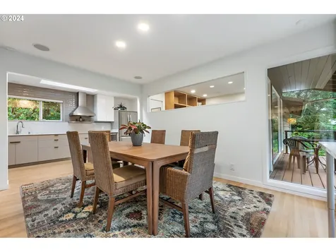 718 NW Greenleaf Road Portland OR 97229