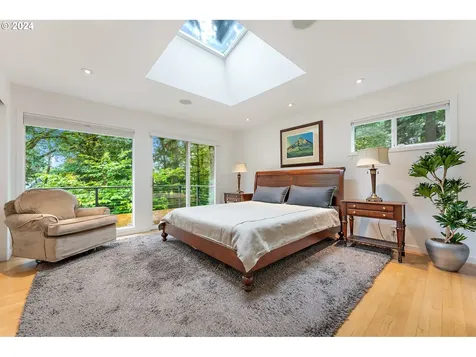 718 NW Greenleaf Road Portland OR 97229