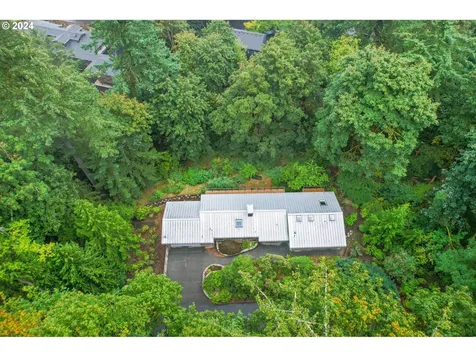 718 NW Greenleaf Road Portland OR 97229