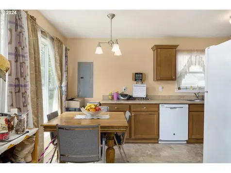 6116 Se 85th Avenue Portland OR 97266