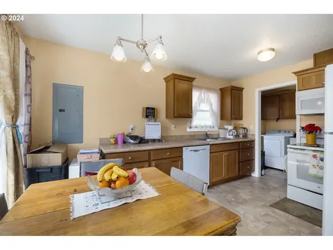 6116 Se 85th Avenue Portland OR 97266