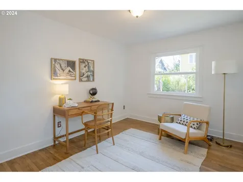 1106 Ne Emerson Street Portland OR 97211