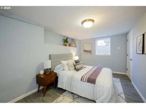 1106 Ne Emerson Street Portland OR 97211