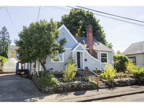 1106 Ne Emerson Street Portland OR 97211