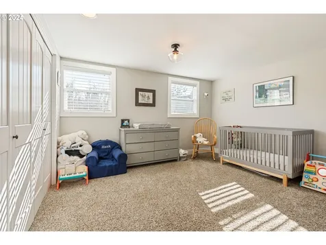 612 Division Street Oregon City OR 97045