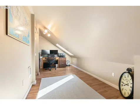 612 Division Street Oregon City OR 97045