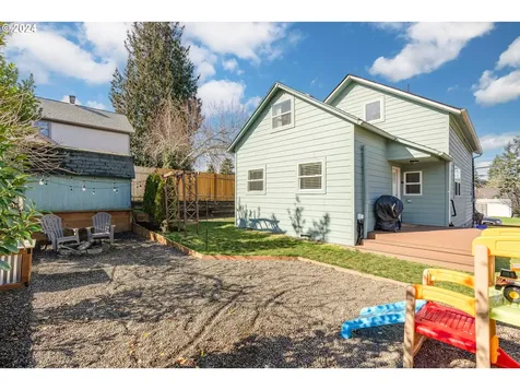 612 Division Street Oregon City OR 97045