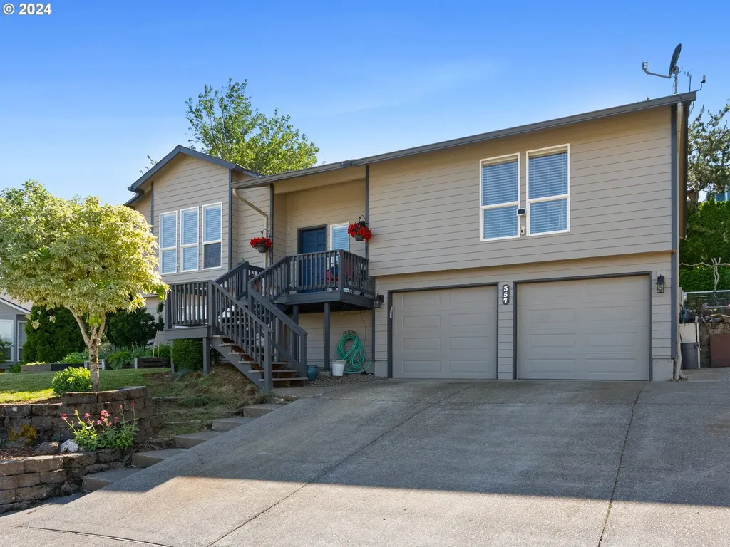357 SW 28th Court Troutdale OR 97060