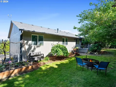 357 SW 28th Court Troutdale OR 97060