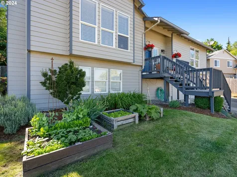 357 SW 28th Court Troutdale OR 97060