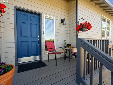 357 SW 28th Court Troutdale OR 97060