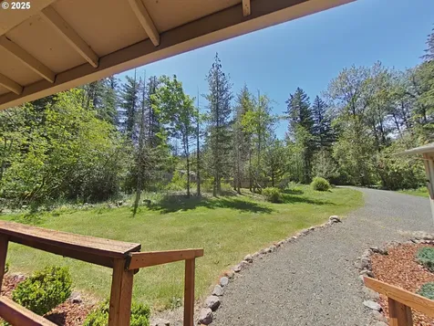 22118 E Yakima Lane Rhododendron OR 97049
