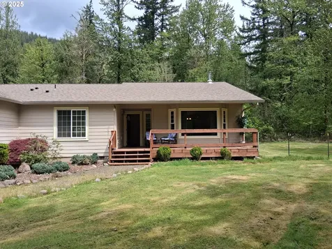 22118 E Yakima Lane Rhododendron OR 97049