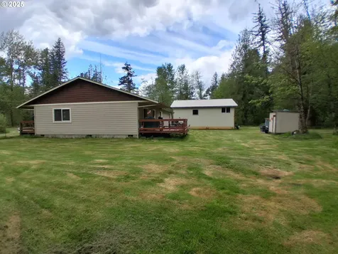 22118 E Yakima Lane Rhododendron OR 97049
