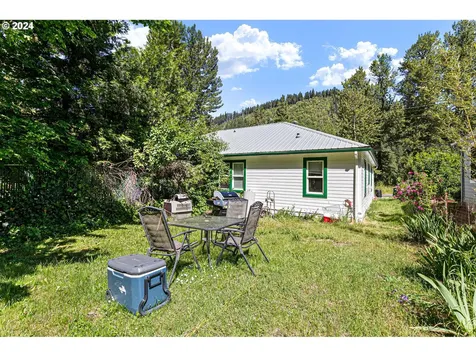 47416/47418 Westoak Road Westfir OR 97492