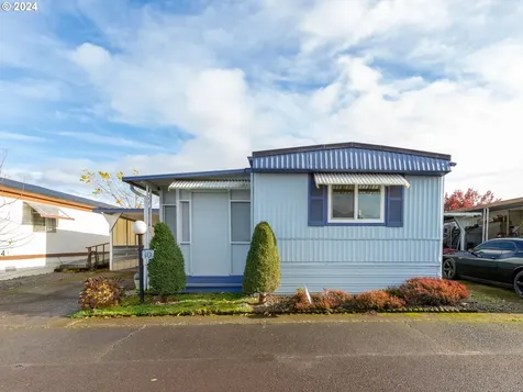 612 N Cascade Drive Woodburn OR 97071