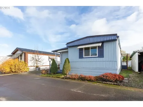 612 N Cascade Drive Woodburn OR 97071
