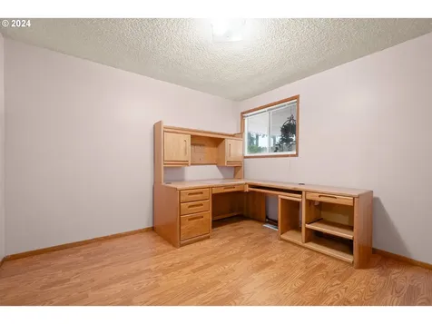 717 NW 3rd Avenue Battle Ground WA 98604