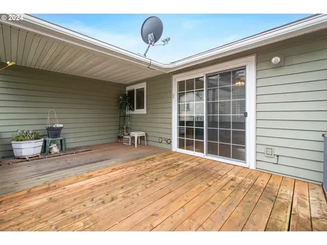 717 NW 3rd Avenue Battle Ground WA 98604
