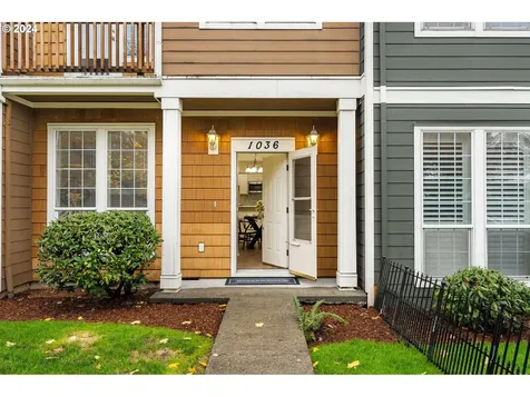 1036 NW Burnside Road Gresham OR 97030
