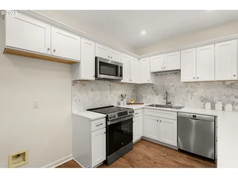 1036 NW Burnside Road Gresham OR 97030