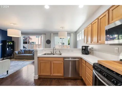 326 N Royal Oak Street Newberg OR 97132