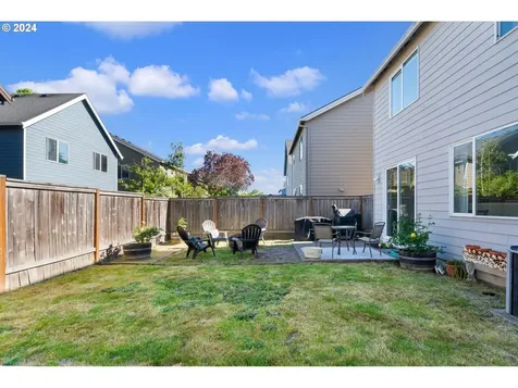 326 N Royal Oak Street Newberg OR 97132