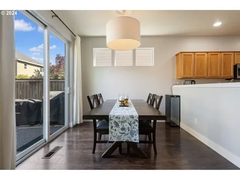 326 N Royal Oak Street Newberg OR 97132