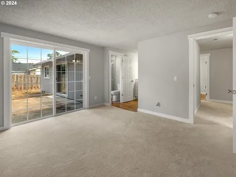 1004 Se Olympia Drive Vancouver WA 98683