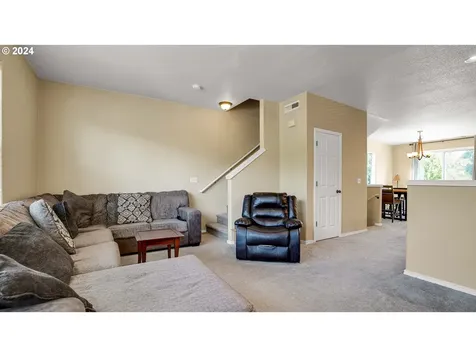 3518 SE Ironwood Avenue Hillsboro OR 97123
