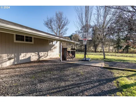 257 Fawn Drive Roseburg OR 97470