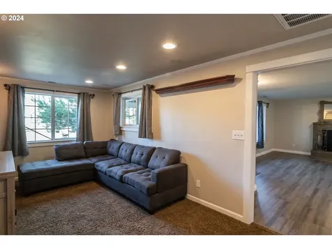 257 Fawn Drive Roseburg OR 97470