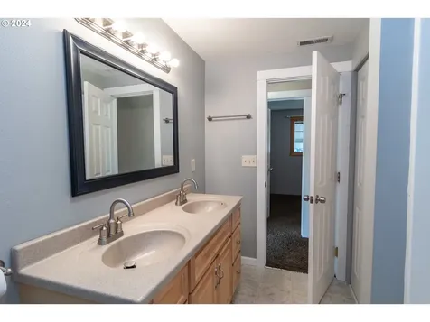 257 Fawn Drive Roseburg OR 97470