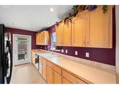 553 Nw Blair Loop Sheridan OR 97378