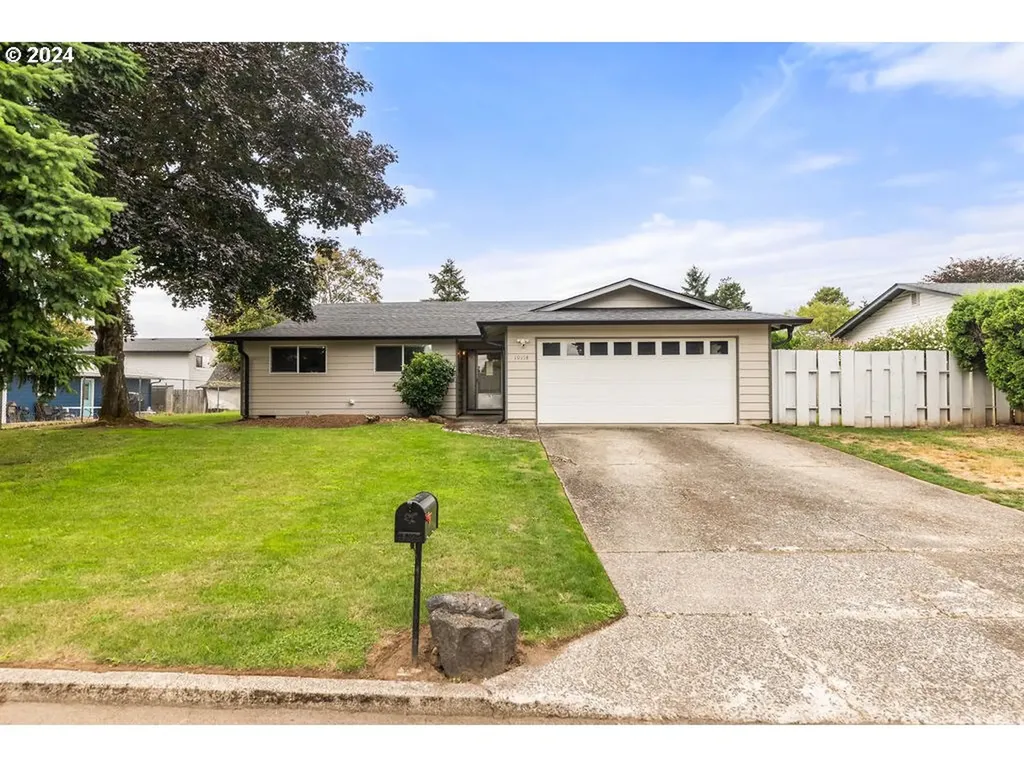 10114 NW 15th Avenue Vancouver WA 98685