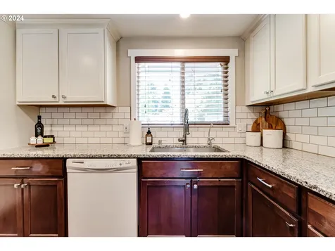 440 Dean Avenue Eugene OR 97404