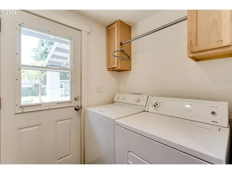 440 Dean Avenue Eugene OR 97404